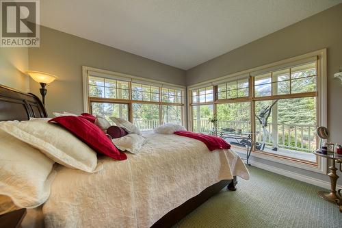 5090 Riverside  Drive, Fairmont Hot Springs, BC - Indoor Photo Showing Bedroom