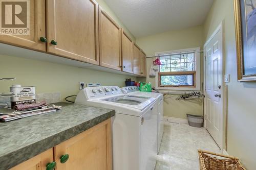 5090 Riverside  Drive, Fairmont Hot Springs, BC - Indoor Photo Showing Laundry Room