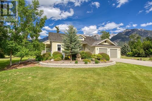 5090 Riverside  Drive, Fairmont Hot Springs, BC - Outdoor