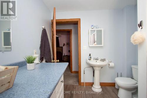 53 Duke Street, Clarington (Bowmanville), ON - Indoor Photo Showing Bathroom