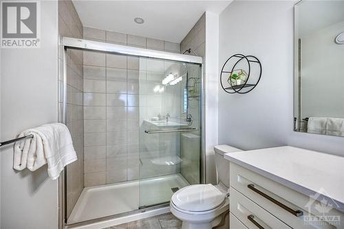 Ensuite - glass shower with ceramic tile - 520 Branch Street, Ottawa, ON - Indoor Photo Showing Bathroom