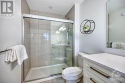 Ensuite - glass shower with ceramic tile - 