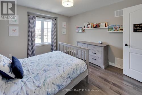 24 Sasco Way, Essa, ON - Indoor Photo Showing Bedroom