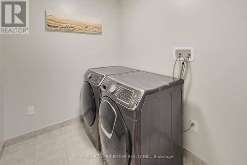 24 Sasco Way, Essa, ON - Indoor Photo Showing Laundry Room