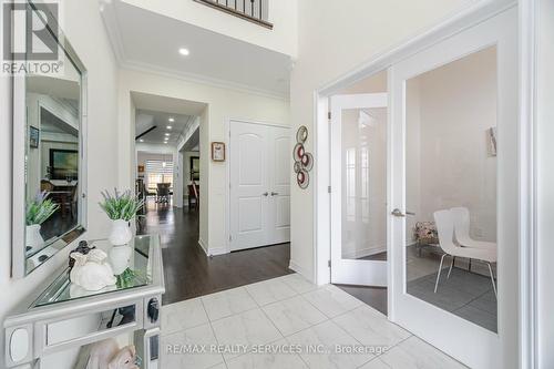 53 Ash Hill Avenue, Caledon, ON - Indoor Photo Showing Other Room