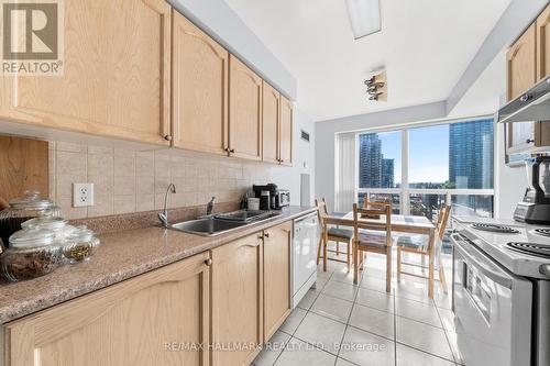 602 - 22 Olive Avenue, Toronto (Willowdale East), ON - Indoor Photo Showing Kitchen With Double Sink