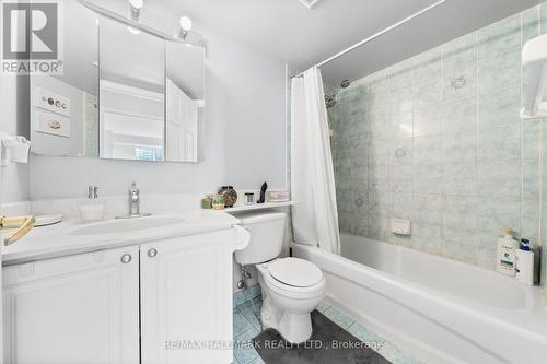 602 - 22 Olive Avenue, Toronto, ON - Indoor Photo Showing Bathroom