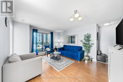 602 - 22 Olive Avenue, Toronto (Willowdale East), ON - Indoor Photo Showing Living Room