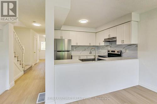 14 - 6157 Kingston Road, Toronto (Centennial Scarborough), ON - Indoor Photo Showing Kitchen