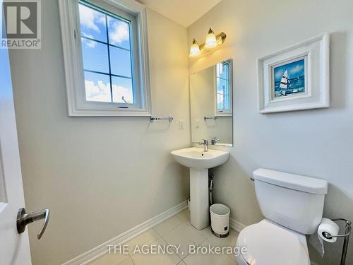 50 Grady Drive, Clarington, ON - Indoor Photo Showing Bathroom