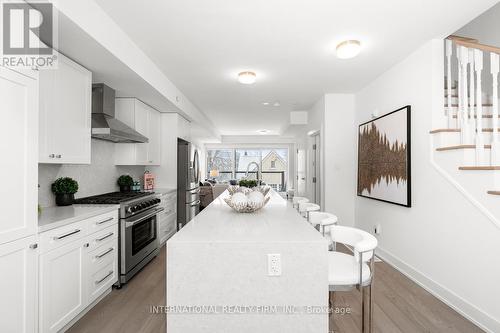 5 - 1 Hartman Avenue, Vaughan (Islington Woods), ON - Indoor Photo Showing Kitchen With Upgraded Kitchen