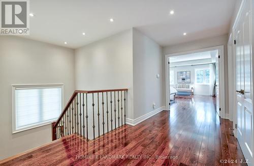 57 Castleglen Boulevard, Markham, ON - Indoor Photo Showing Other Room