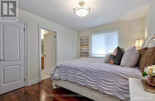 57 Castleglen Boulevard, Markham, ON - Indoor Photo Showing Bedroom