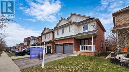 126 Mowat Crescent, Halton Hills, ON - Outdoor With Deck Patio Veranda With Facade