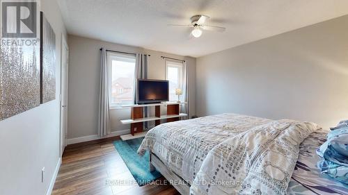 126 Mowat Crescent, Halton Hills, ON - Indoor Photo Showing Bedroom