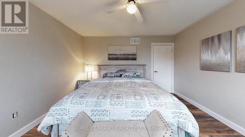 126 Mowat Crescent, Halton Hills, ON - Indoor Photo Showing Bedroom