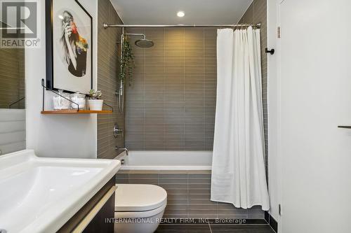 304 - 152 Annette Street, Toronto (Junction Area), ON - Indoor Photo Showing Bathroom