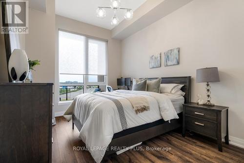 514 - 150 Oak Park Boulevard, Oakville (Uptown Core), ON - Indoor Photo Showing Bedroom