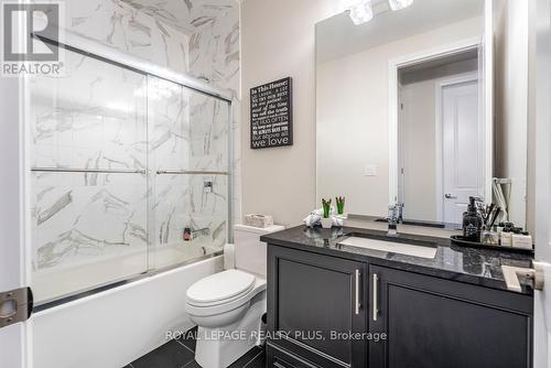 514 - 150 Oak Park Boulevard, Oakville (Uptown Core), ON - Indoor Photo Showing Bathroom