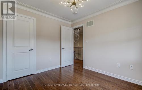 33 Morra Avenue, Caledon, ON - Indoor Photo Showing Other Room