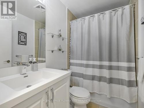 628 - 3091 Dufferin Street, Toronto (Yorkdale-Glen Park), ON - Indoor Photo Showing Bathroom