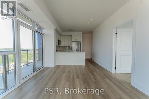 1105 - 470 Dundas Street E, Hamilton, ON - Indoor Photo Showing Kitchen