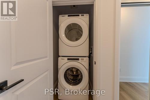 1105 - 470 Dundas Street E, Hamilton, ON - Indoor Photo Showing Laundry Room