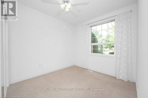 28 - 11 Twentyplace Boulevard, Hamilton, ON - Indoor Photo Showing Other Room