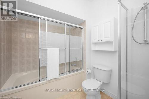 28 - 11 Twentyplace Boulevard, Hamilton (Twenty Place), ON - Indoor Photo Showing Bathroom