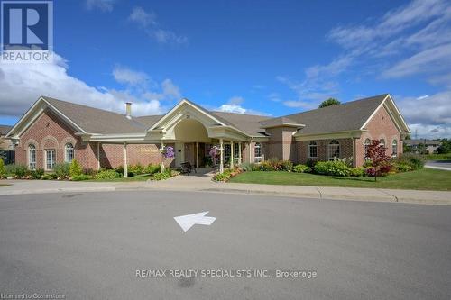 28 - 11 Twentyplace Boulevard, Hamilton, ON - Outdoor With Facade