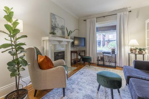 40 Gladstone Avenue, Hamilton, ON - Indoor Photo Showing Living Room With Fireplace