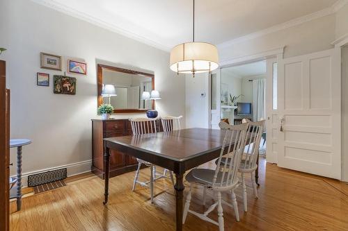 40 Gladstone Avenue, Hamilton, ON - Indoor Photo Showing Dining Room