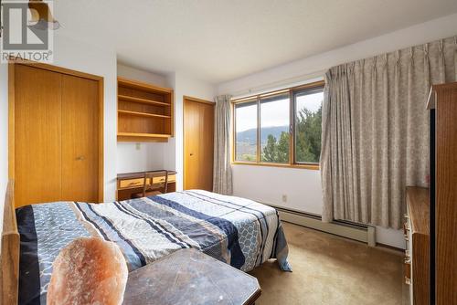 6841 Raven Road, Vernon, BC - Indoor Photo Showing Bedroom