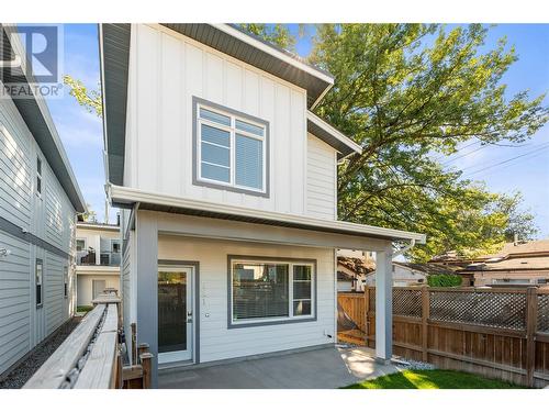 721 Cadder Avenue, Kelowna, BC - Outdoor