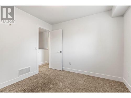 721 Cadder Avenue, Kelowna, BC - Indoor Photo Showing Other Room