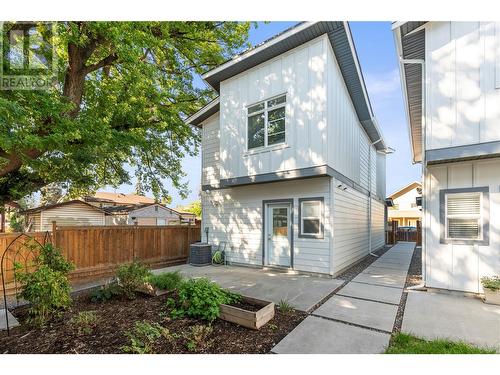 721 Cadder Avenue, Kelowna, BC - Outdoor