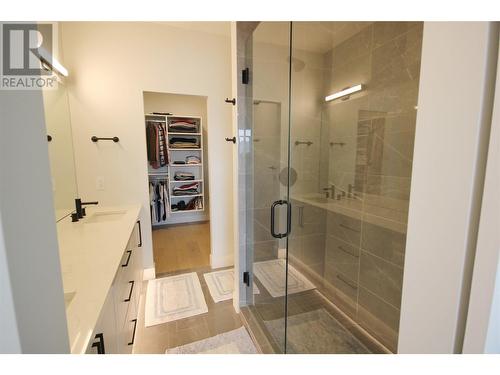 1164 Elk Street, Penticton, BC - Indoor Photo Showing Bathroom