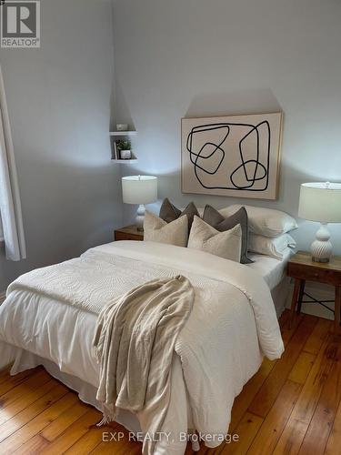 63 Askin Street, London, ON - Indoor Photo Showing Bedroom