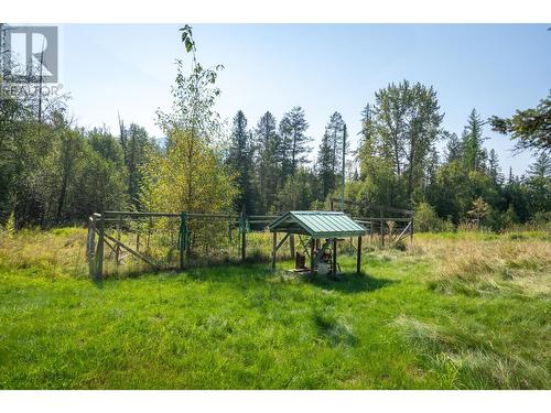 2350 Fife Road, Christina Lake, BC - Outdoor