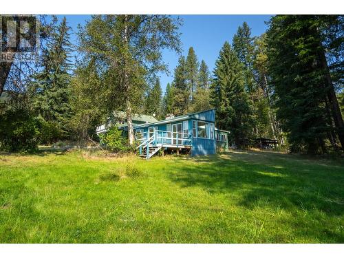 2350 Fife Road, Christina Lake, BC - Outdoor