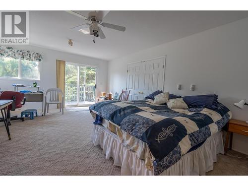 2350 Fife Road, Christina Lake, BC - Indoor Photo Showing Bedroom