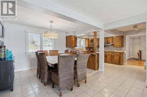 923 Skyline Road, Smith-Ennismore-Lakefield, ON - Indoor Photo Showing Dining Room