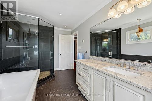 923 Skyline Road, Smith-Ennismore-Lakefield, ON - Indoor Photo Showing Bathroom