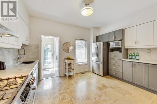 176 Hastings Avenue, Toronto (South Riverdale), ON - Indoor Photo Showing Kitchen With Stainless Steel Kitchen