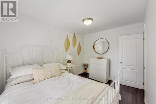 176 Hastings Avenue, Toronto (South Riverdale), ON - Indoor Photo Showing Bedroom