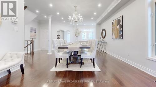 7 Sun Valley Drive, Richmond Hill, ON - Indoor Photo Showing Dining Room