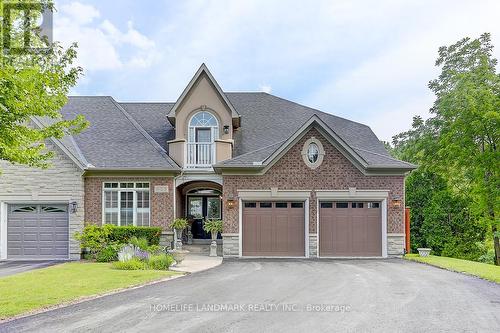 7C - 423 Crossing Bridge Place, Aurora (Aurora Estates), ON - Outdoor With Facade