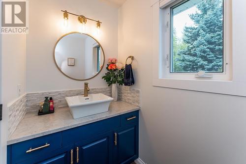 8219 St Patrick Avenue, Prince George, BC - Indoor Photo Showing Bathroom