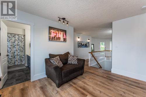 8219 St Patrick Avenue, Prince George, BC - Indoor Photo Showing Living Room