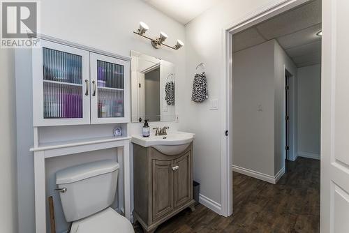 8219 St Patrick Avenue, Prince George, BC - Indoor Photo Showing Bathroom